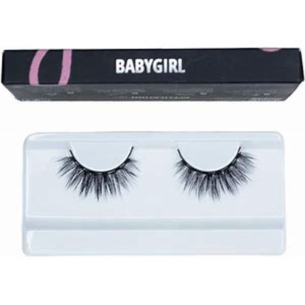 Glamnetic Magnetic Baby Girl Eyelashes....BNIB!!!!